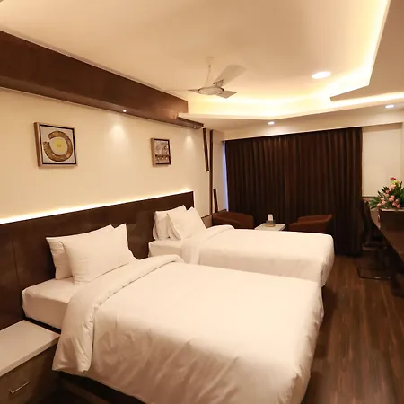 Hotel Park Elanza Chennai-2